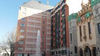 Exterior view of Flat for sale in  Madrid Capital  with Air Conditioner, Heating and Alarm