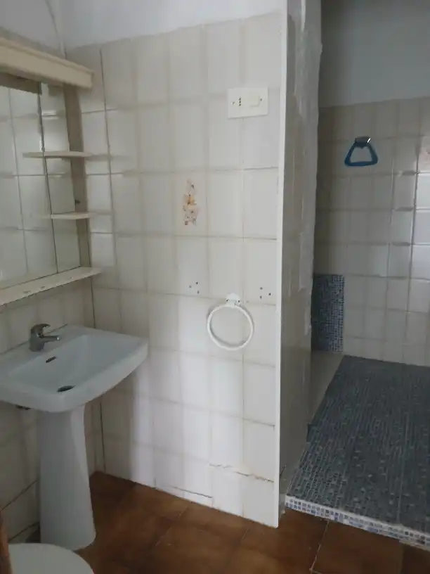 Baño de Piso en venta en Buñol con Terraza, Trastero y Balcón