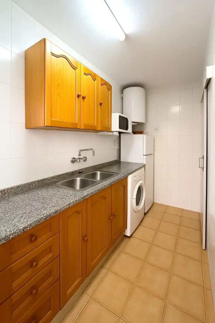 Apartamento con ascensor en alquiler en Avinguda del Papa Luna 10, imagen 18
