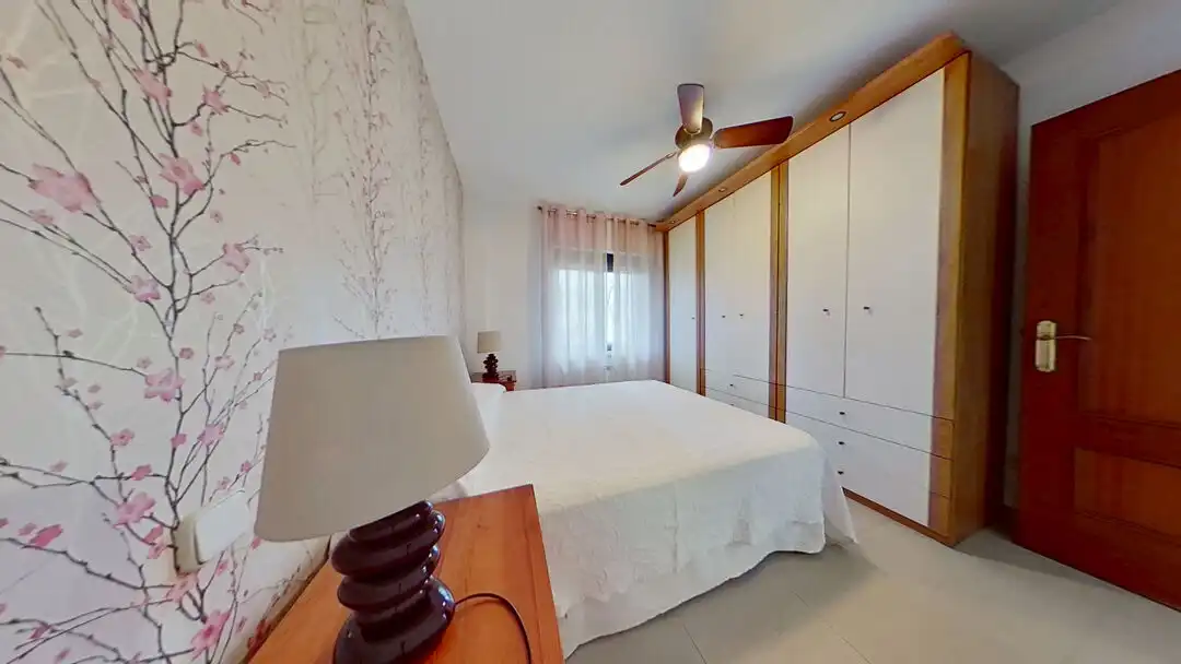 Bedroom of Flat for rent in Madrid  with Heating and Swimming Pool