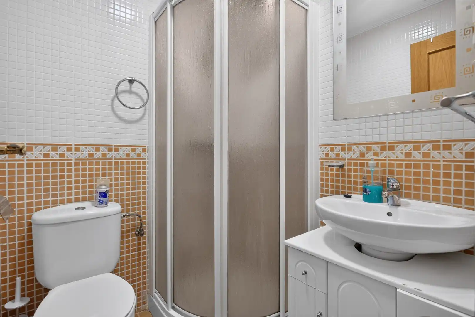 Bathroom of Houses for sale in Orihuela Costa