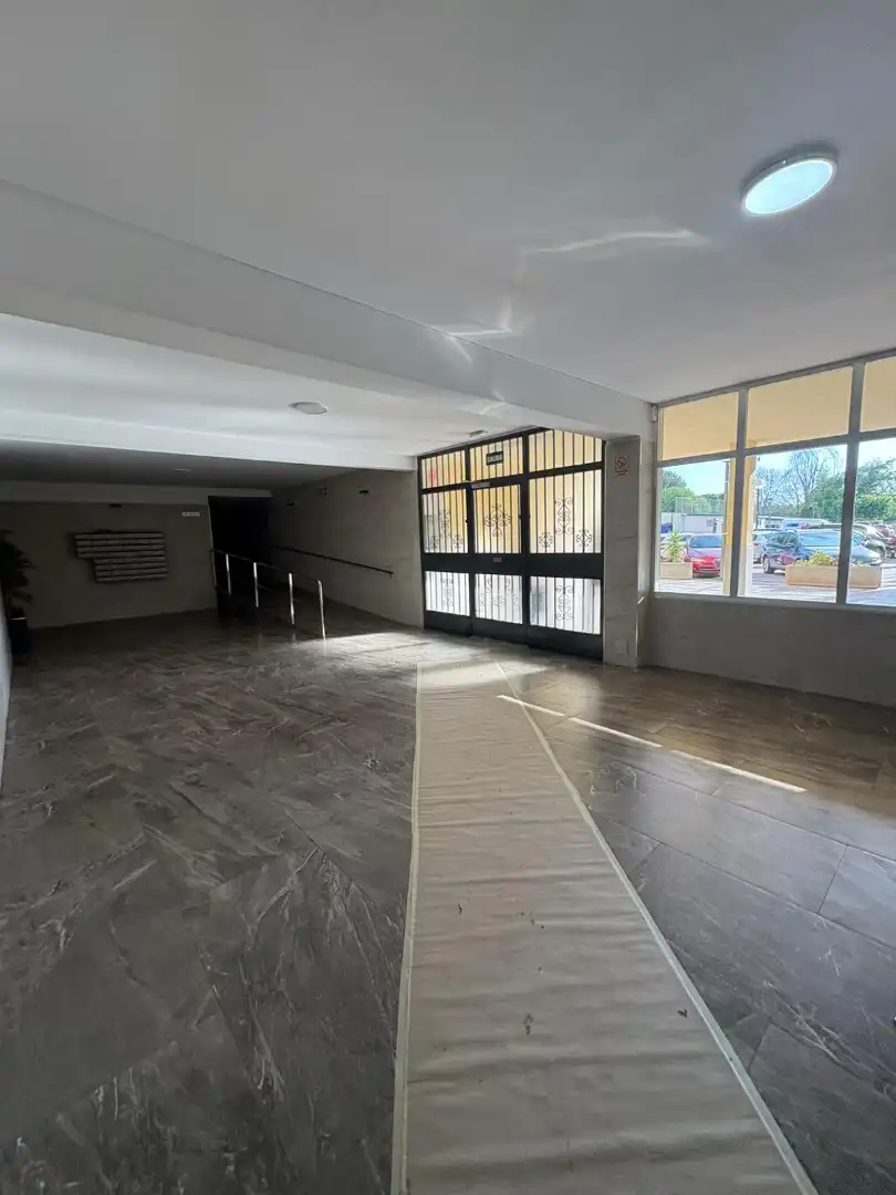 Piso en venta en Tarragona con Parquet, Terraza y Amueblado