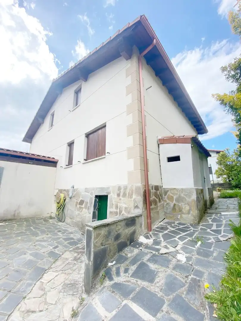 Vista exterior de Casa o chalet en venta en Hazas de Cesto con Calefacción, Jardín privado y Terraza