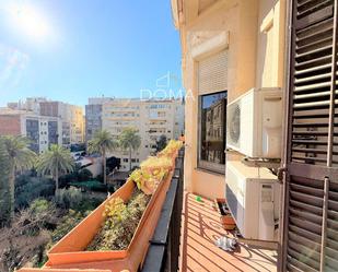 Balcony of Flat to rent in  Barcelona Capital  with Air Conditioner, Heating and Parquet flooring