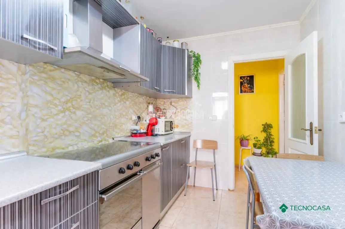 Cuina de Pis en venda en Roquetas de Mar amb Aire condicionat, Terrassa i Traster