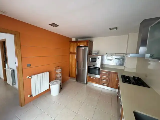 Cocina de Casa o chalet en venta en Alaquàs con Aire acondicionado, Calefacción y Horno