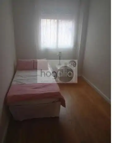 Flat for rent in El Cano - Los Bermejales