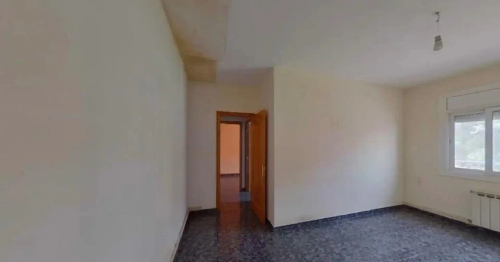 Piso en venta en Sabadell con Balcón