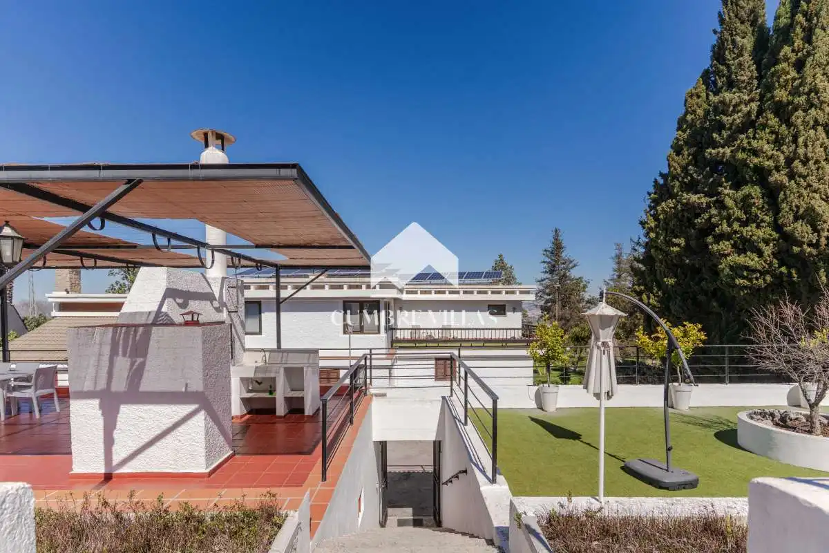 Garden of Houses for sale in Gójar  with Heating, Private garden and Terrace