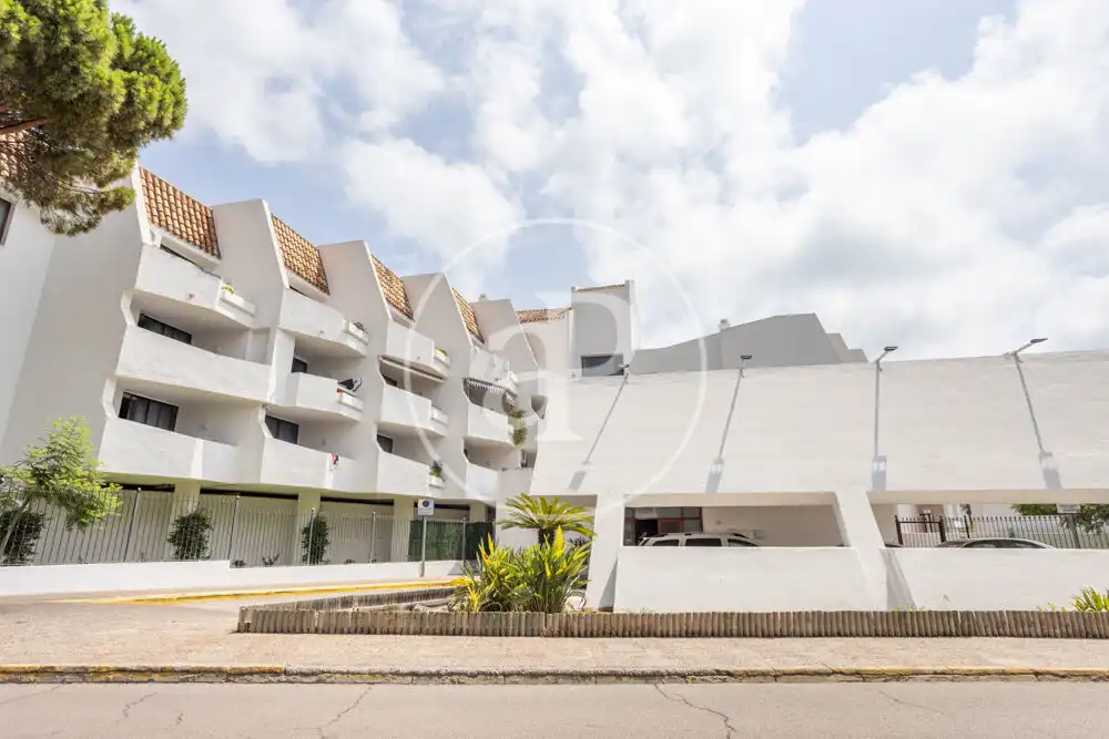 Vista exterior de Pis en venda en Alcalà de Xivert amb Aire condicionat, Calefacció i Jardí privat