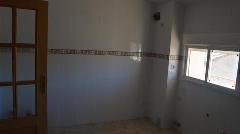 Foto 4 de Casa adosada en venta en Santa María de Huerta, Soria