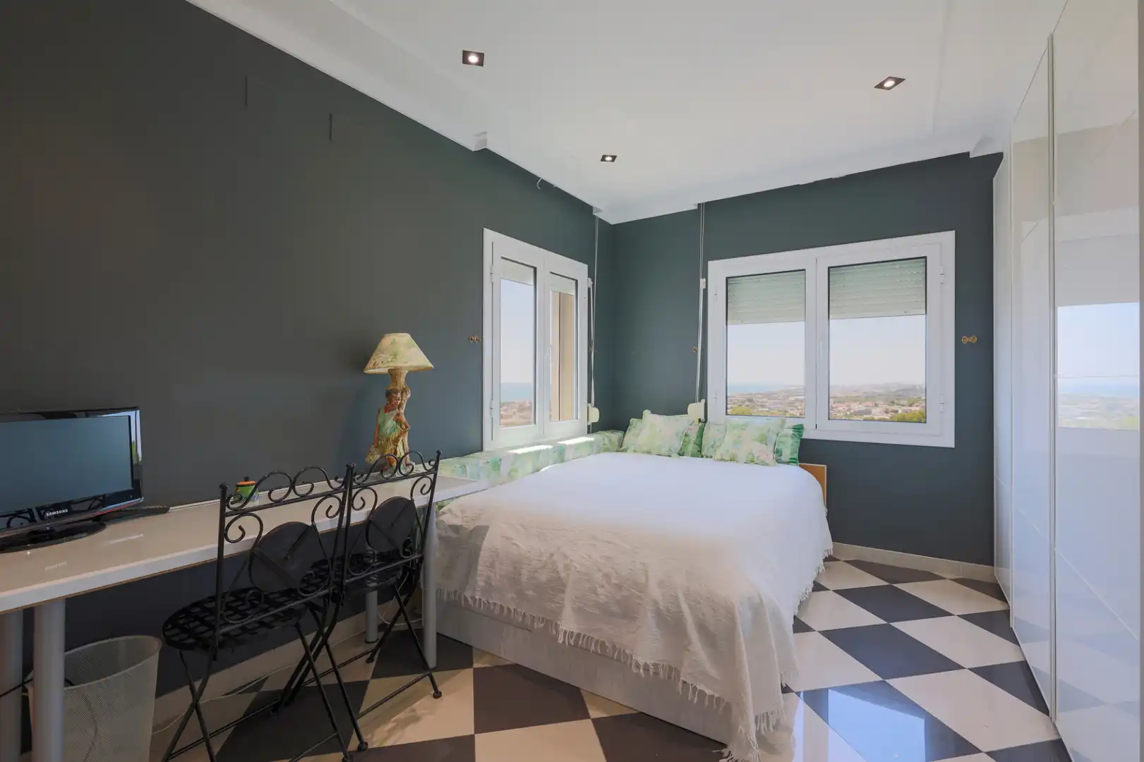 Bedroom of Houses for sale in El Vendrell  with Private garden, Terrace and Swimming Pool