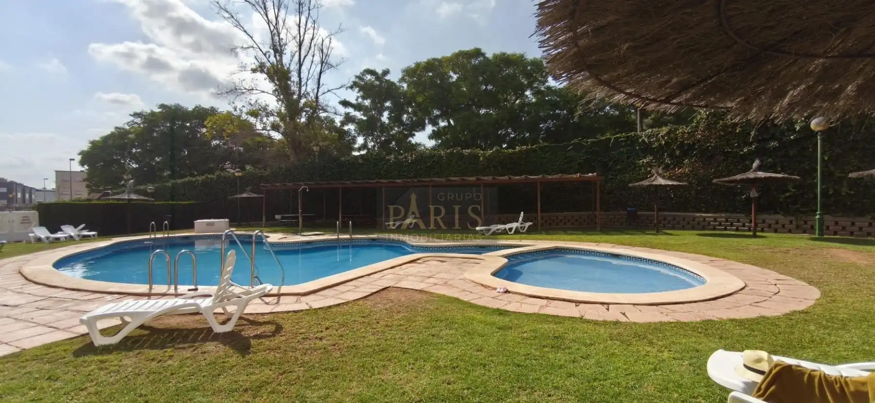 Piscina de Pis de lloguer en Cartagena amb Calefacció, Moblat i Piscina comunitària