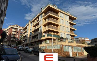 Exterior view of Flat for sale in Castro-Urdiales  with Terrace