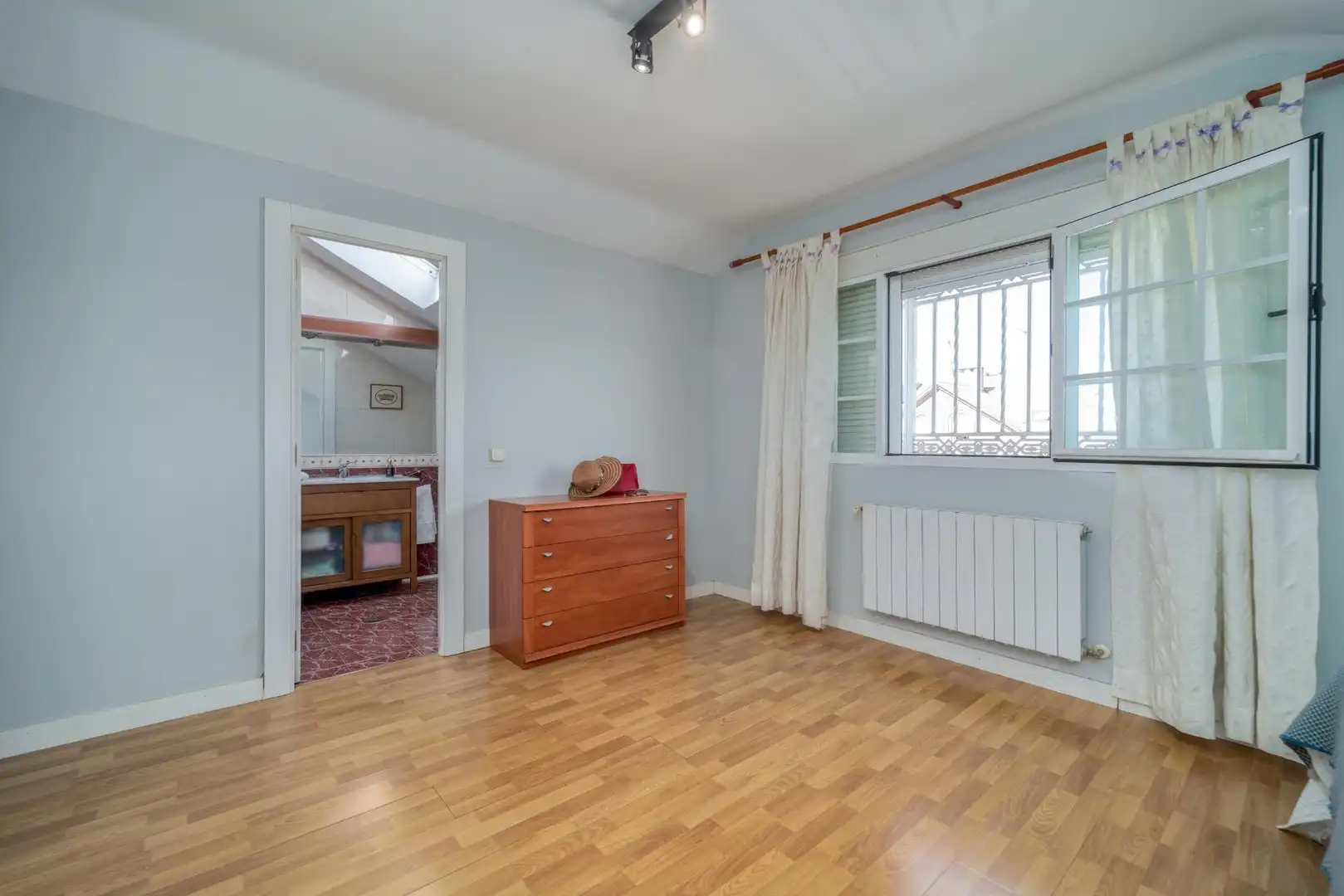 Habitación de Casa adosada en venta en Meco con Calefacción