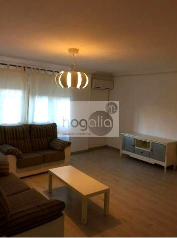 Bedroom of Planta baja to rent in  Sevilla Capital  with Air Conditioner, Storage room and Furnished