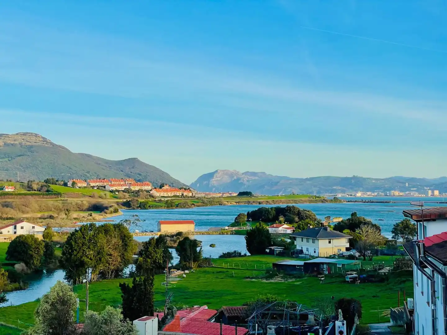 Exterior view of Houses for sale in Argoños   with Private garden