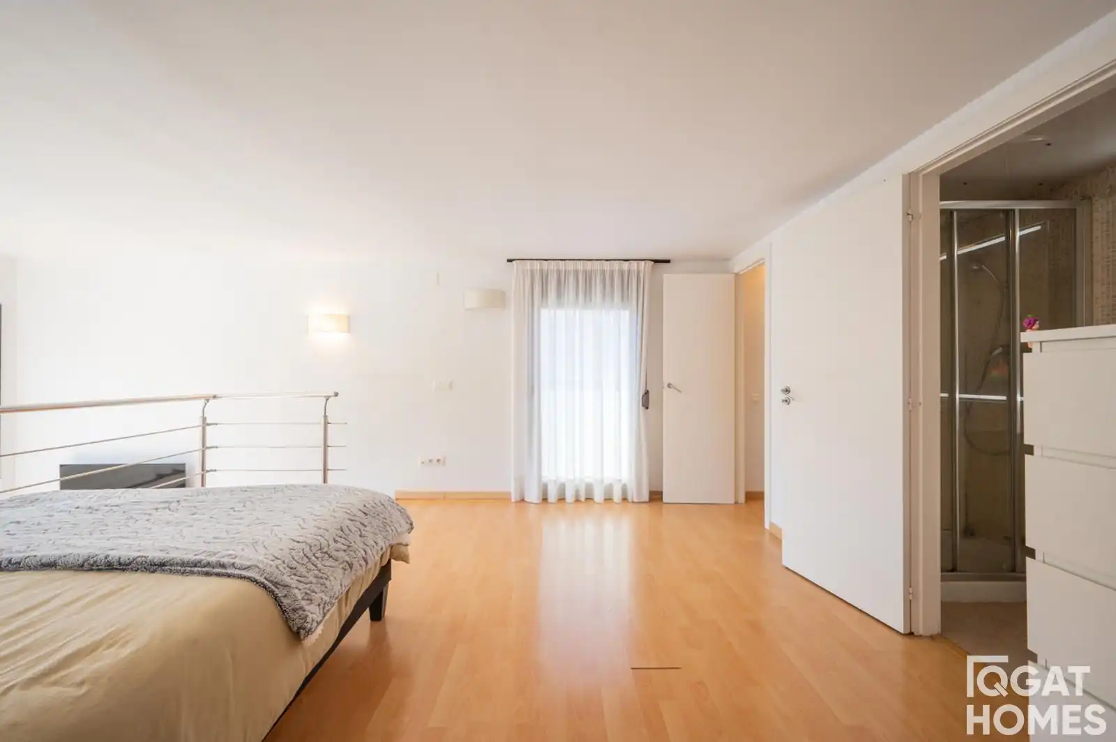 Habitación de Piso en venta en Sant Cugat del Vallès con Aire acondicionado, Calefacción y Terraza