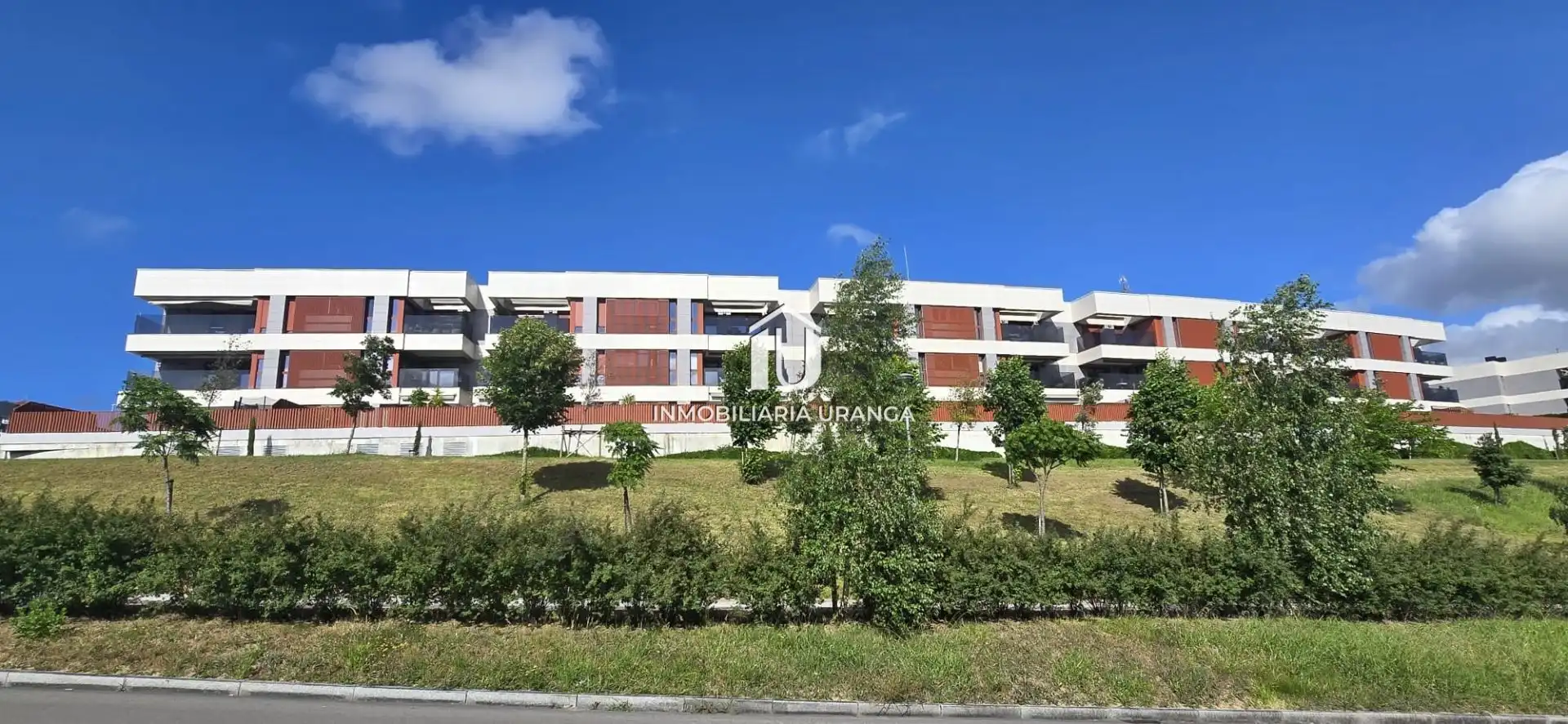 Exterior view of Flat for sale in Leioa  with Heating, Terrace and Storage room