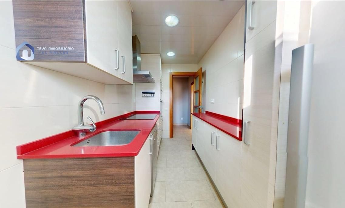 Kitchen of Flat for sale in Sabadell  with Balcony