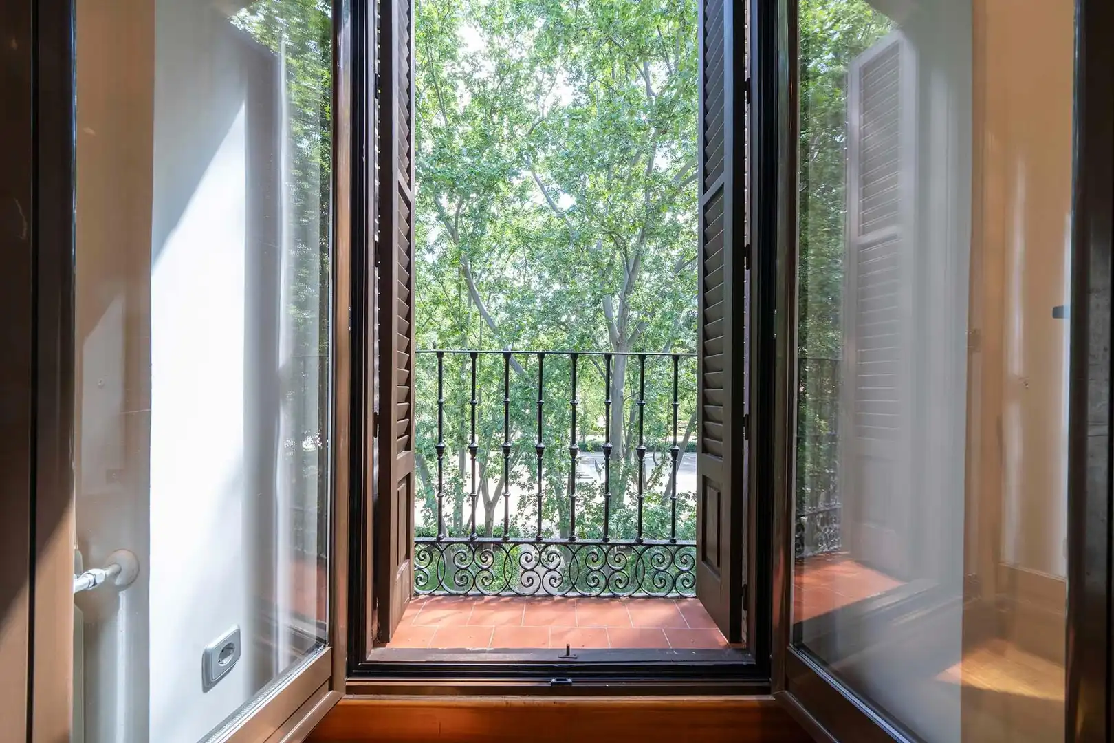 Balcony of Flat for rent in Madrid  with Air Conditioner, Heating and Balcony