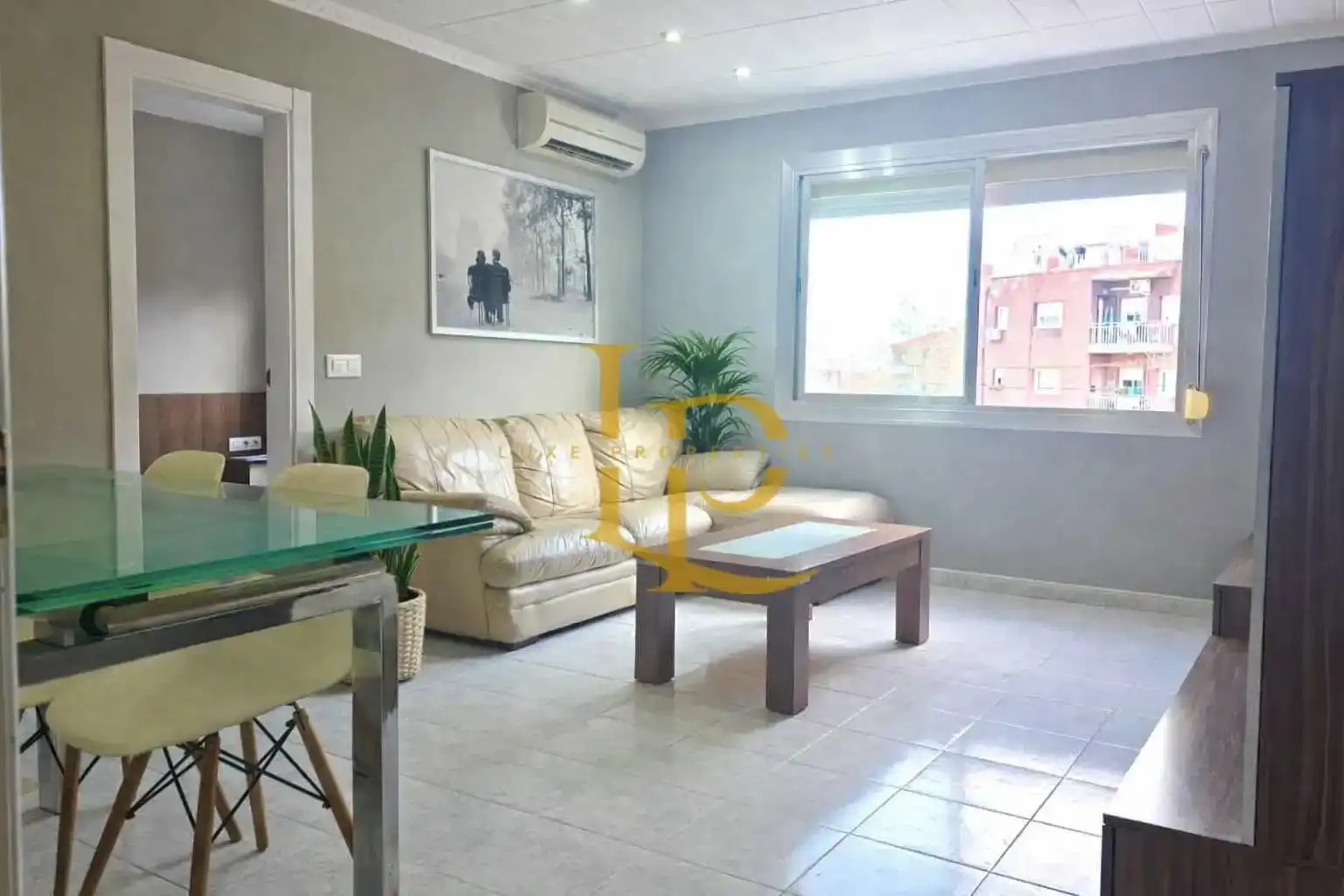 Vista exterior de Piso en venta en Sabadell con Aire acondicionado, Calefacción y Horno