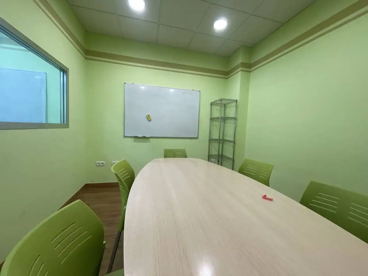 Commercial properties for rent in Estepona  with Air Conditioner