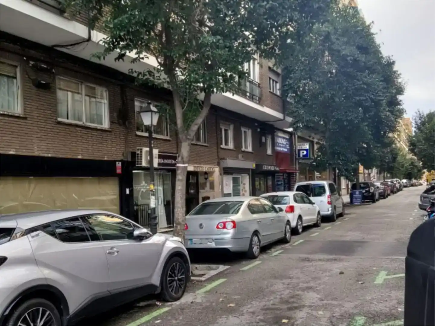 Vista exterior de Local en venta en Madrid con Aire acondicionado