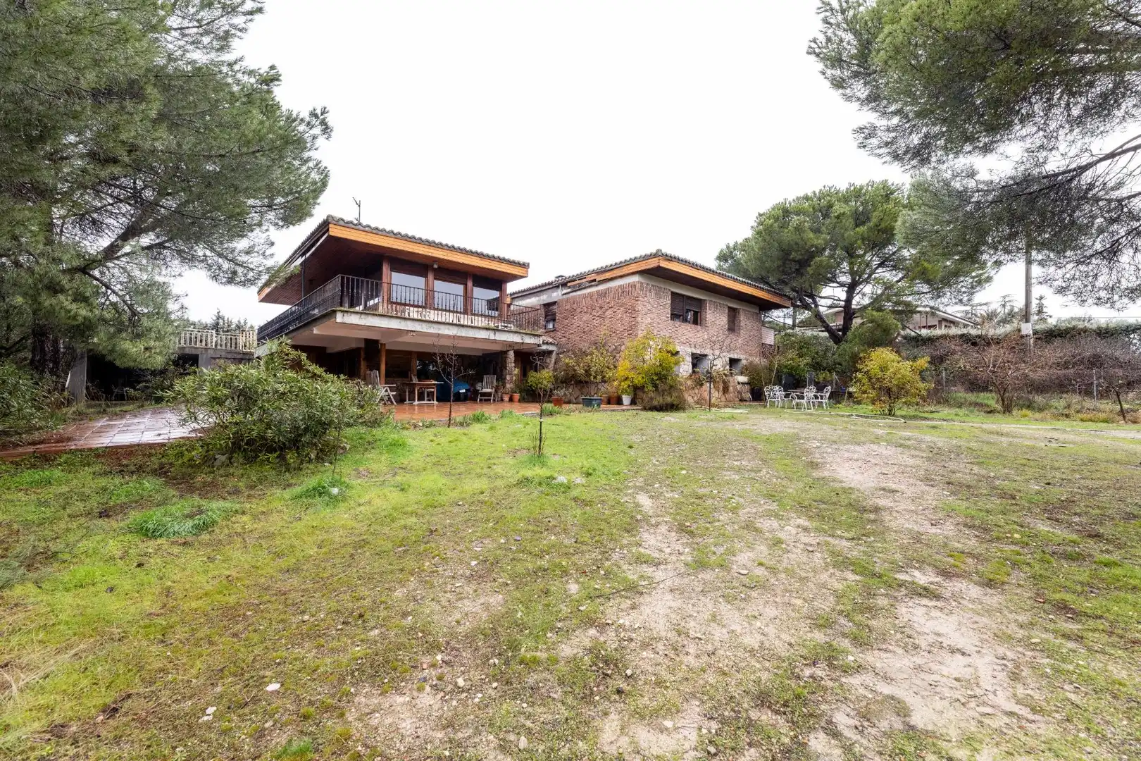 Vista exterior de Casa o xalet en venda en Torrelodones amb Calefacció, Jardí privat i Terrassa