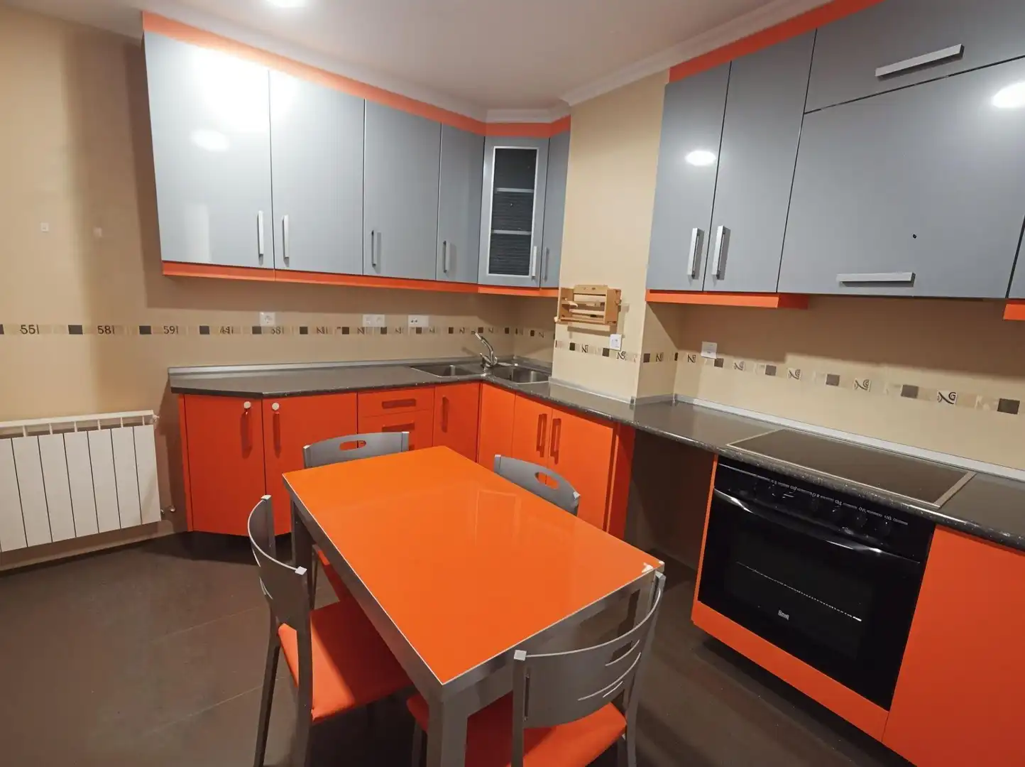 Kitchen of Flat for sale in La Roda  with Air Conditioner, Heating and Furnished