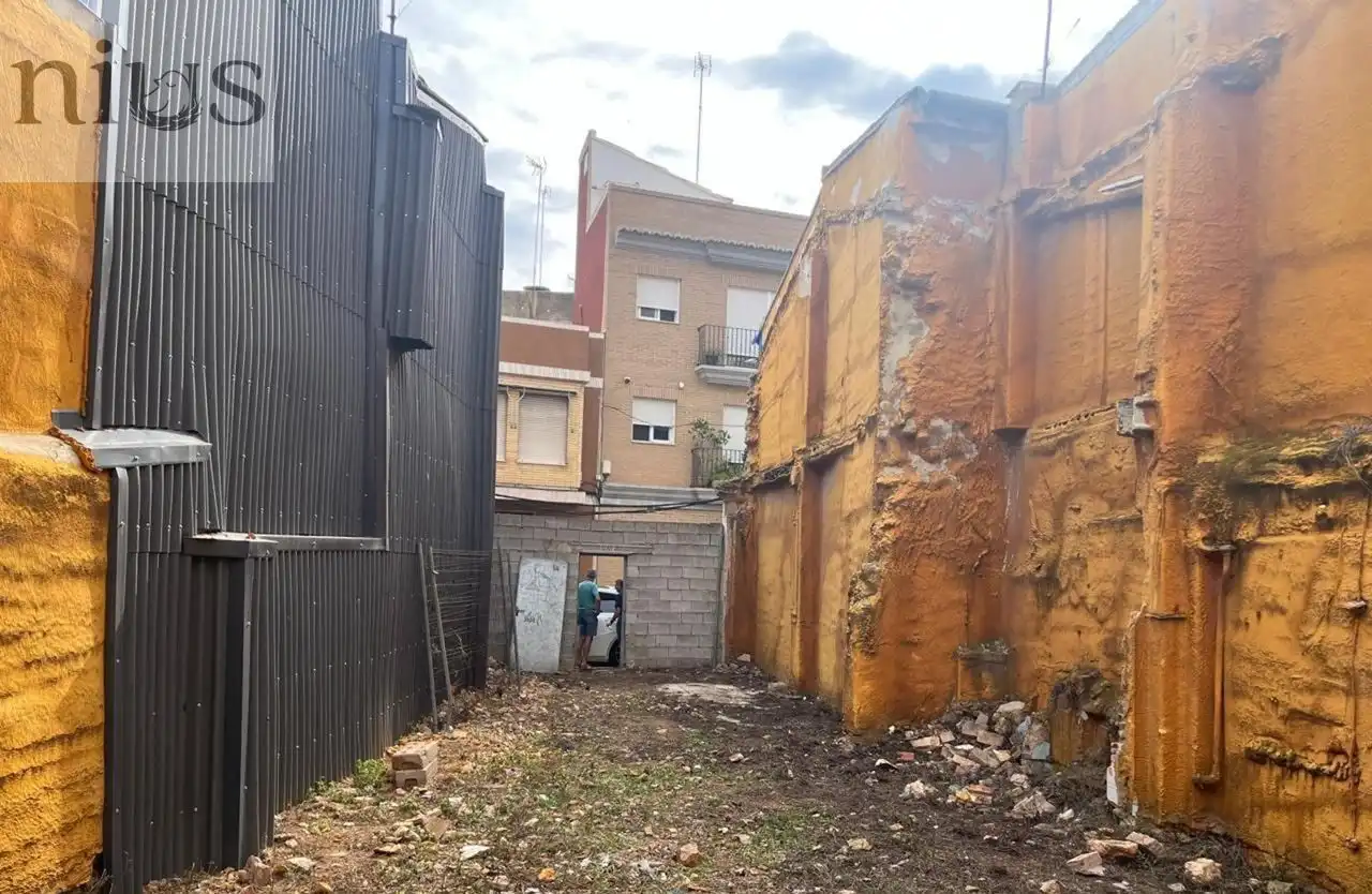 Terrenos y solares en venta en Carrer de Peset Aleixandre, imagen 4