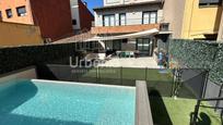 Piscina de Casa o xalet en venda en Tordera amb Aire condicionat, Terrassa i Piscina