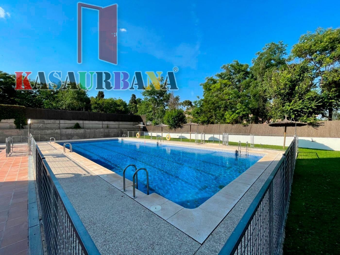 Piscina de Pis en venda en Valdemoro amb Aire condicionat, Calefacció i Traster