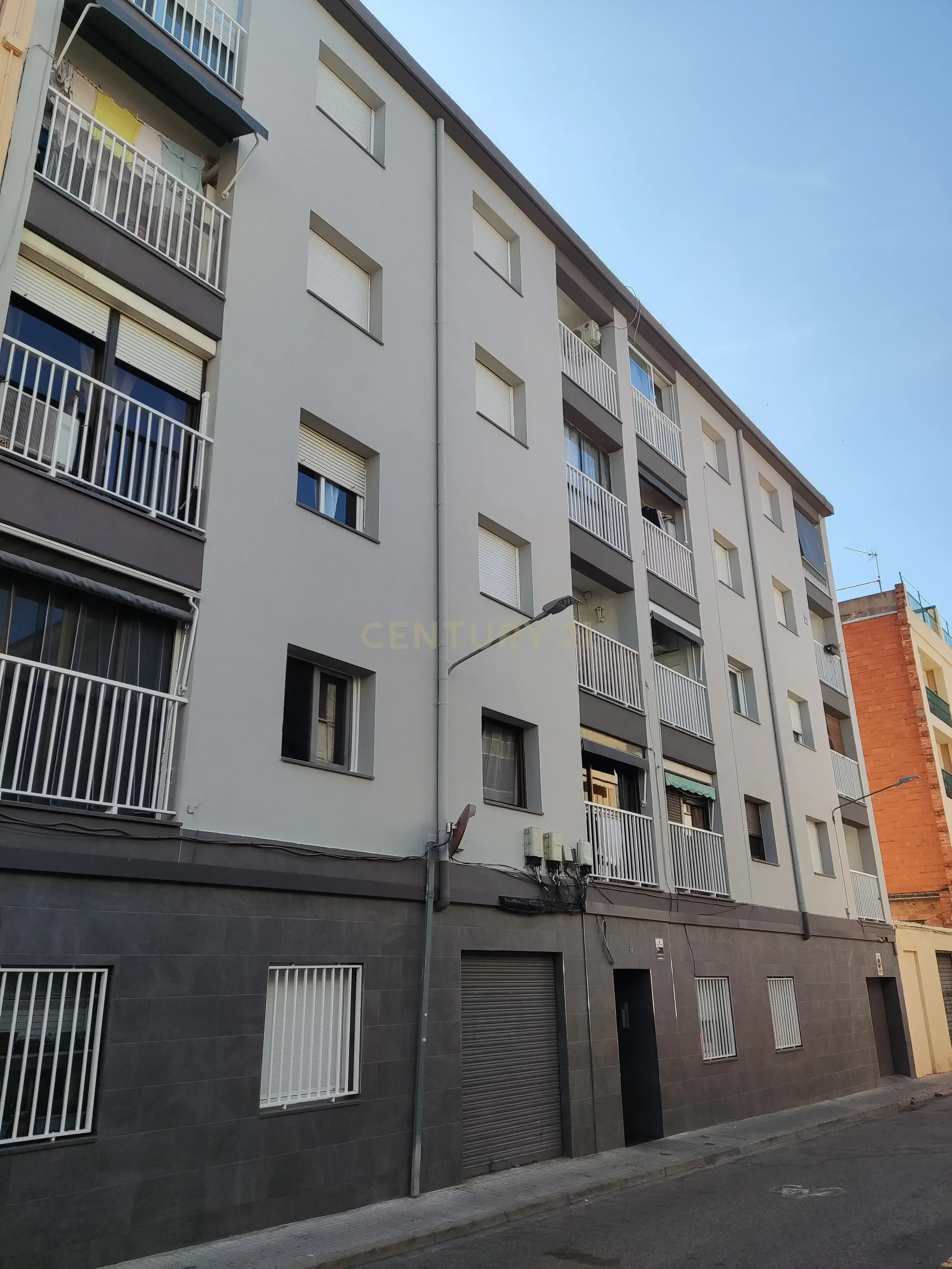 Vista exterior de Pis en venda en Vilanova i la Geltrú