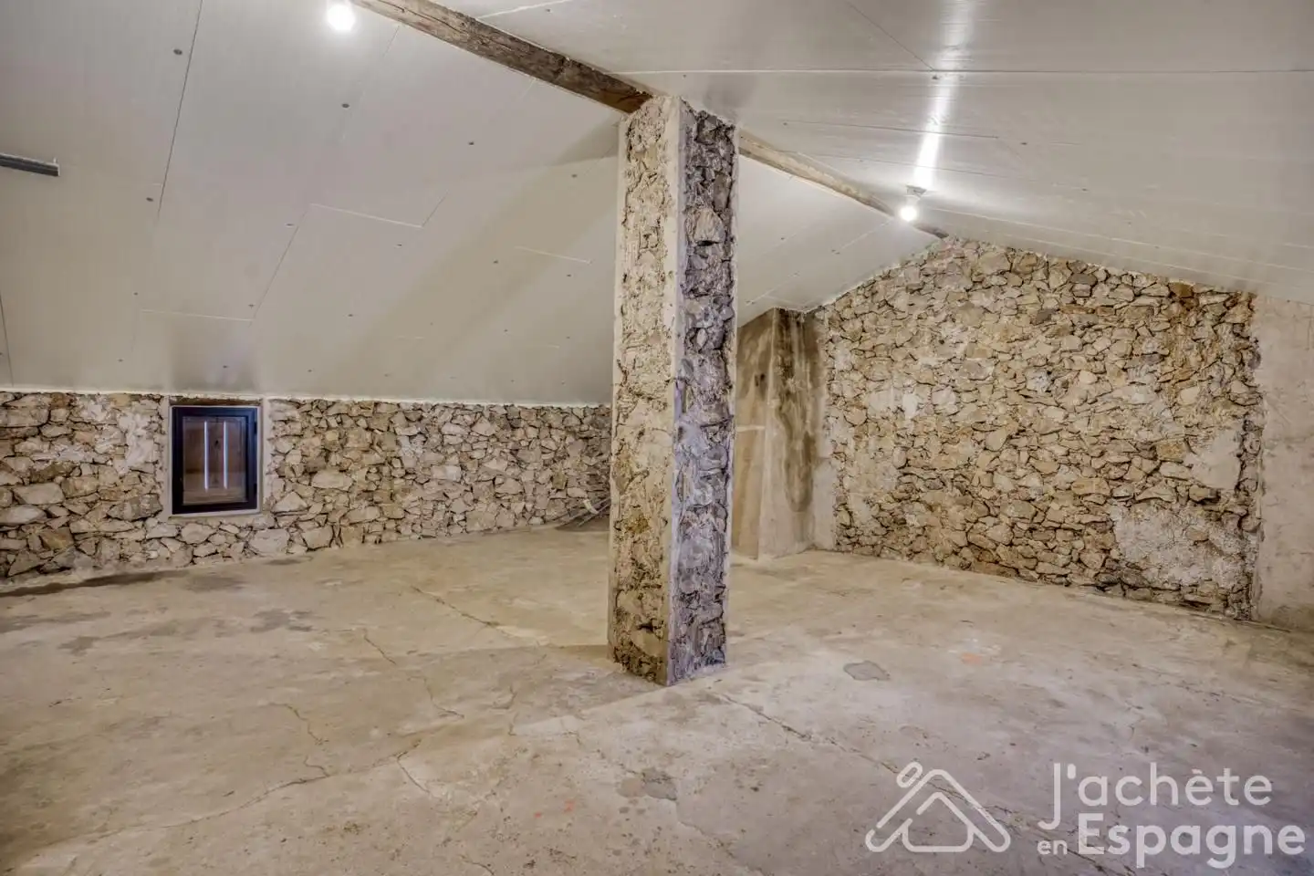 Casa o xalet en venda en Cortes de Pallás amb Aire condicionat, Parquet i Moblat