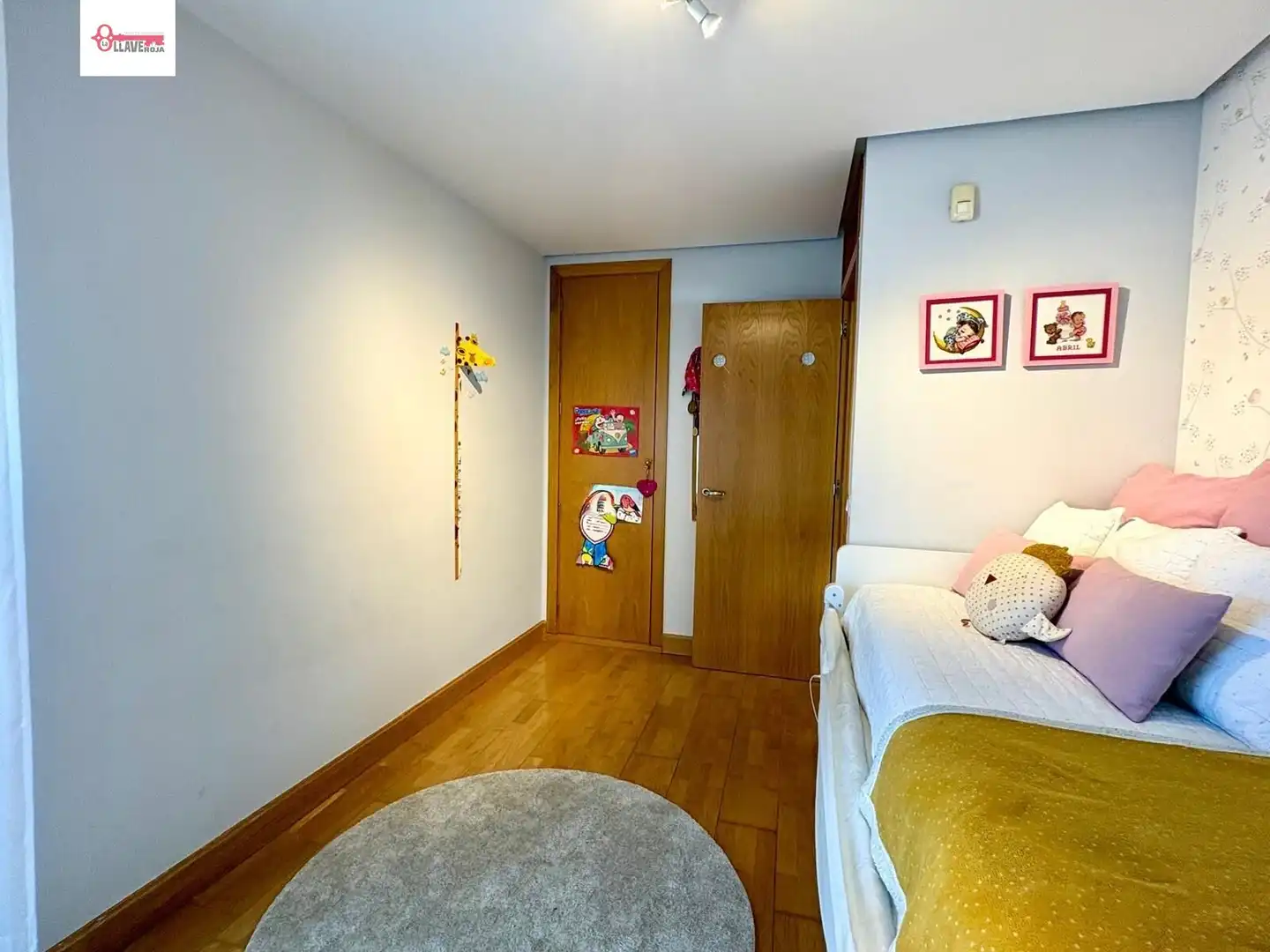 Habitación de Casa o chalet en venta en Sarracín con Calefacción, Jardín privado y Parquet