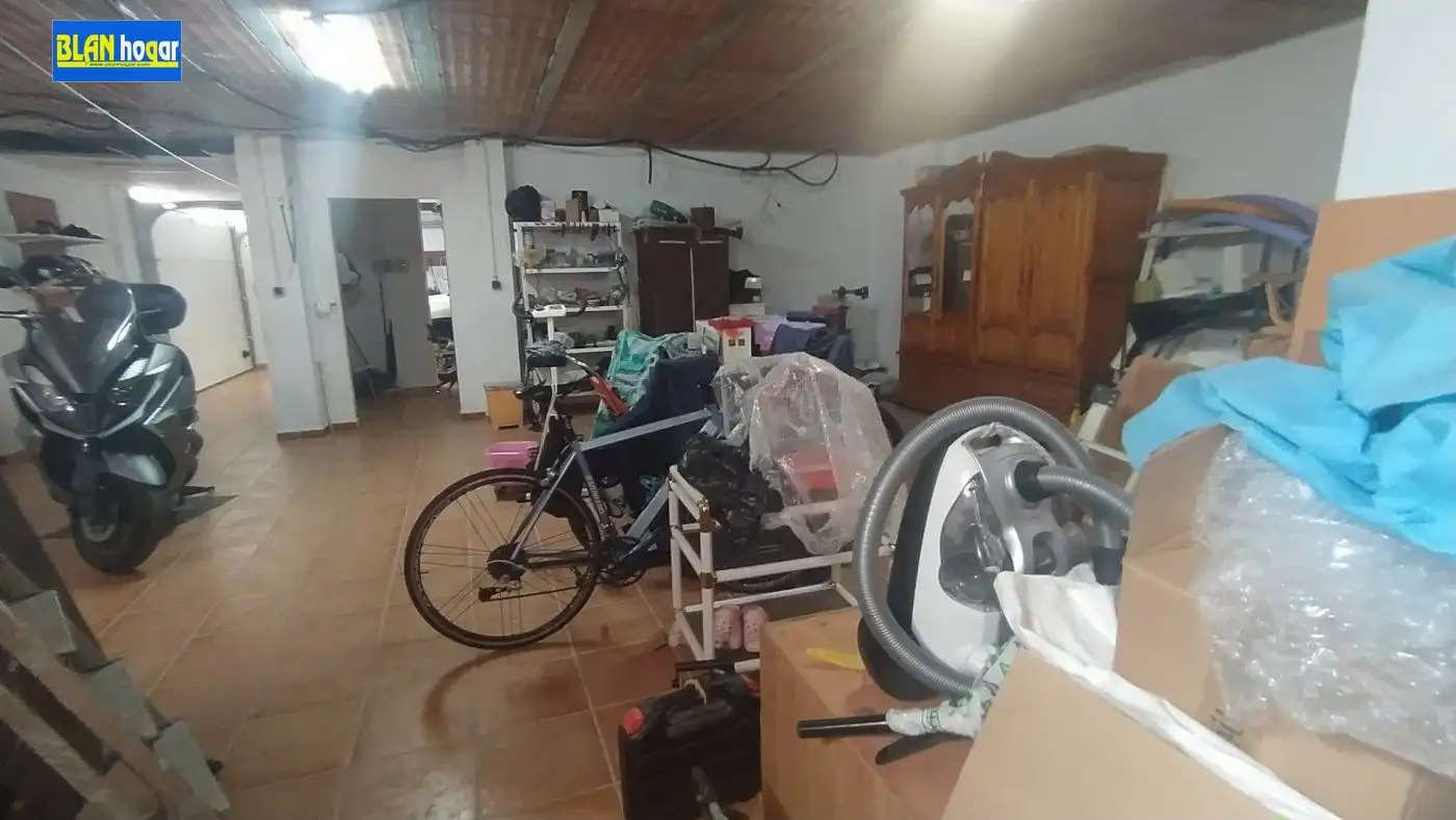 Casa amb piscina en venda a Calle Escritor González Valls, imagen 19