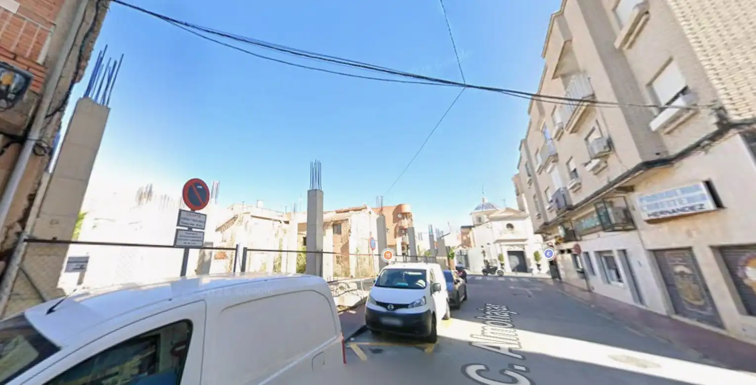 Vista exterior de Edifici en venda en Murcia
