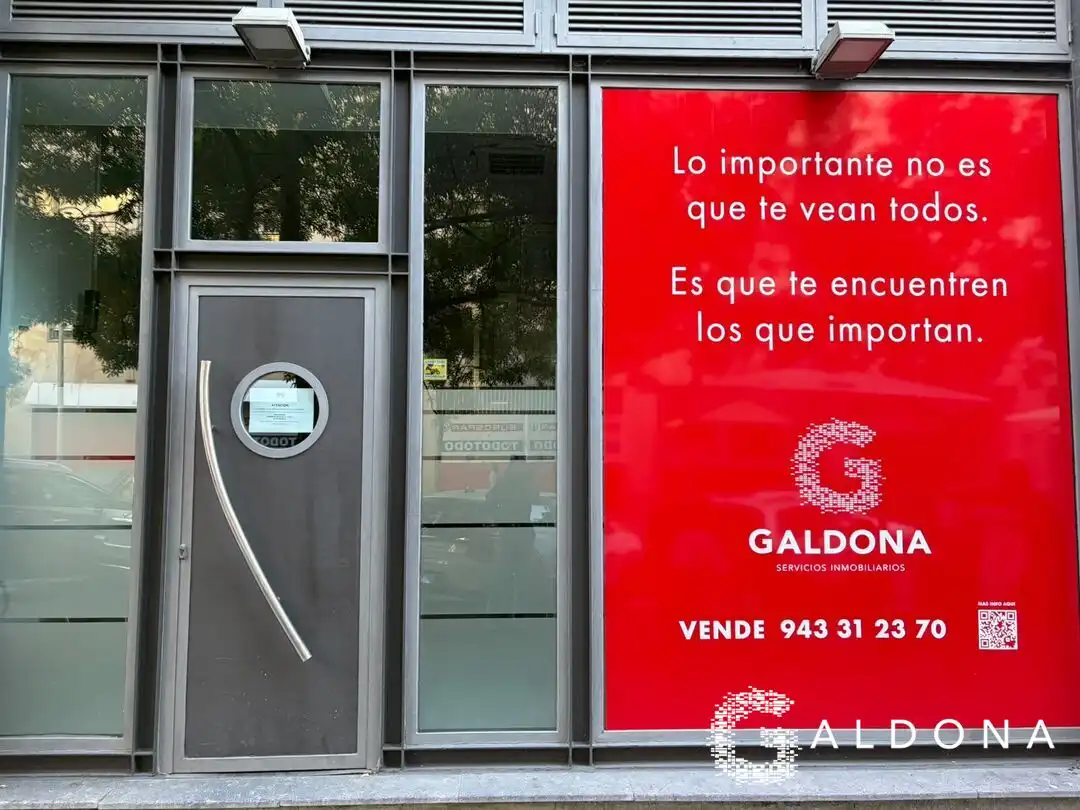 Business premises for sale in José Maria Sert Plaza