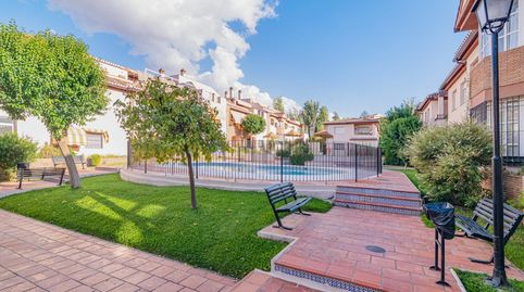Foto 4 de Àtic en venda a La Zubia Ciudad, La Zubia