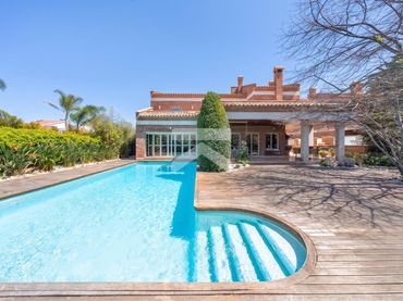 Villa con balcone in vendita a Vilafortuny - Cap de Sant Pere