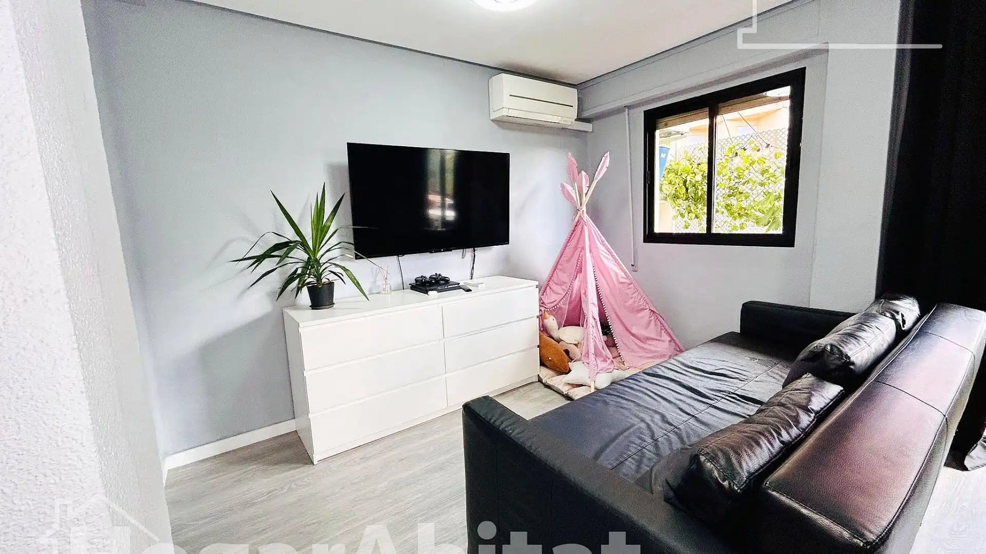 Wohnzimmer von Wohnung zum Verkauf in Gandia mit Möbliert und Balkon