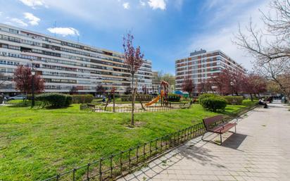 Vista exterior de Pis en venda en  Madrid Capital amb Calefacció