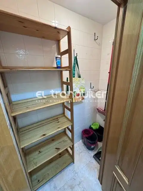 Küche von Wohnung zur Miete in Madrid mit Klimaanlage und Waschmaschine