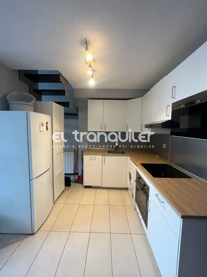 Kitchen of Duplexes for sale in Madrid  with Air Conditioner, Swimming Pool and Furnished