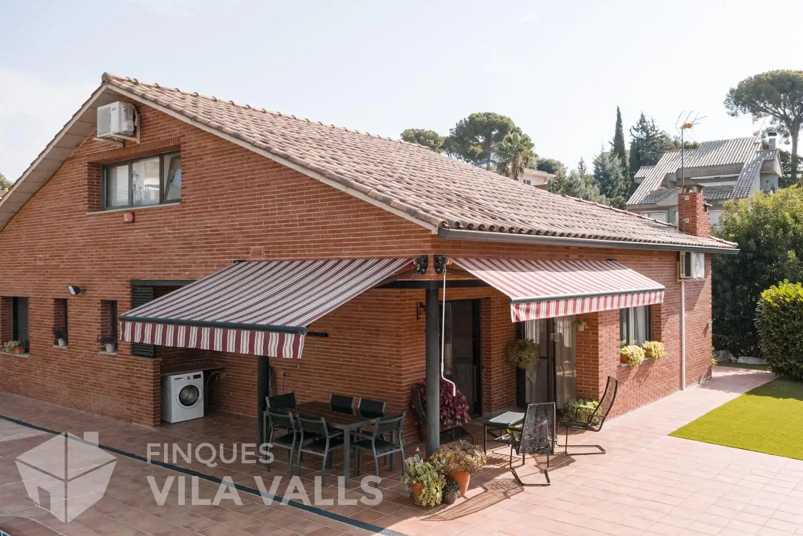 Terrassa de Casa o xalet en venda en Caldes de Montbui amb Calefacció, Jardí privat i Piscina