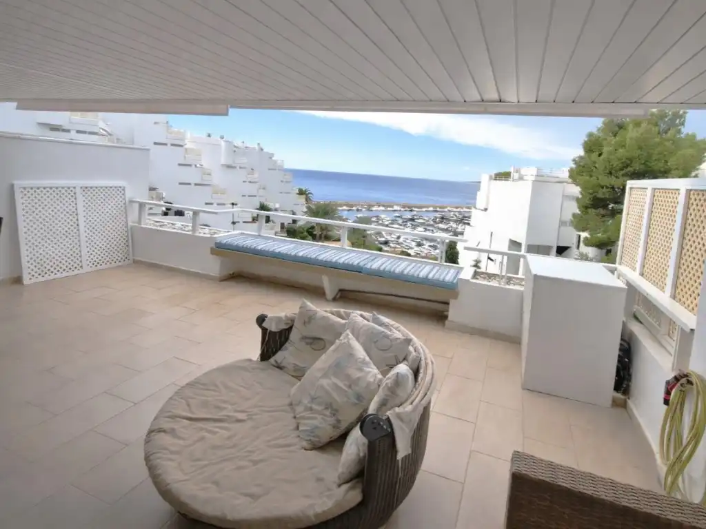 Terrasse von Wohnung zum Verkauf in Calvià mit Klimaanlage, Privatgarten und Terrasse