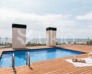 Swimming pool of Apartment to rent in  Barcelona Capital  with Air Conditioner