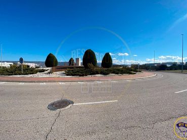Industrial building for sale in Fuentes