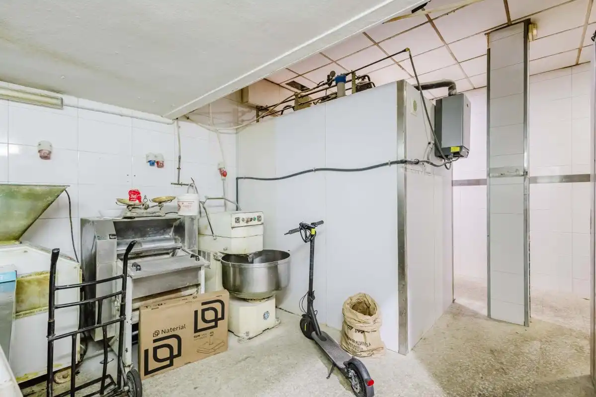 Local en venta en Marbella con Calefacción